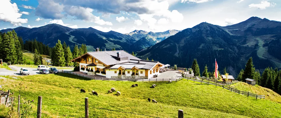 Die bewirtschaftete Rosswaldhütte