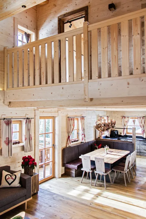 Urlauben auf 2 Etagen in der Almhütte
